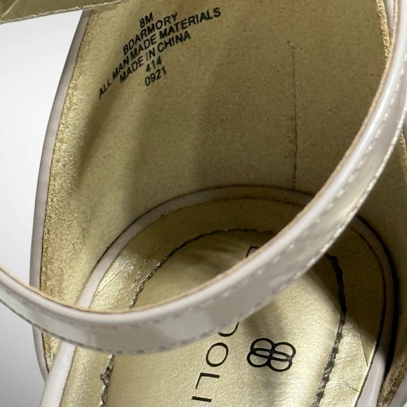 Bandolino Armory Block Heel Dress Sandals Size 8M - Picture 15 of 16